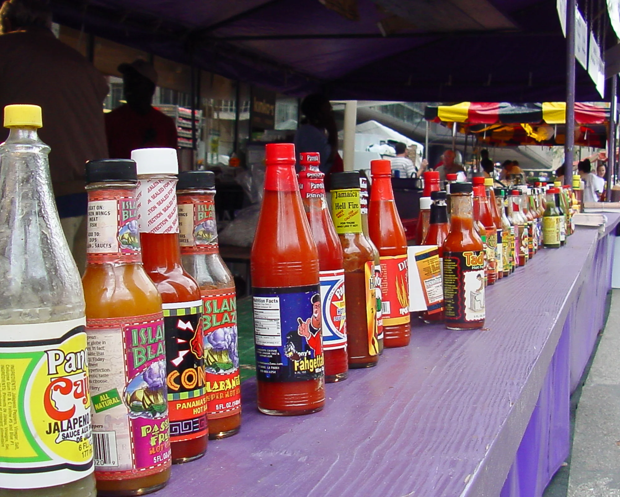Screen Savers.OctoberFest Cincinnati 2002 Hot Sauce DSC02261.jpg