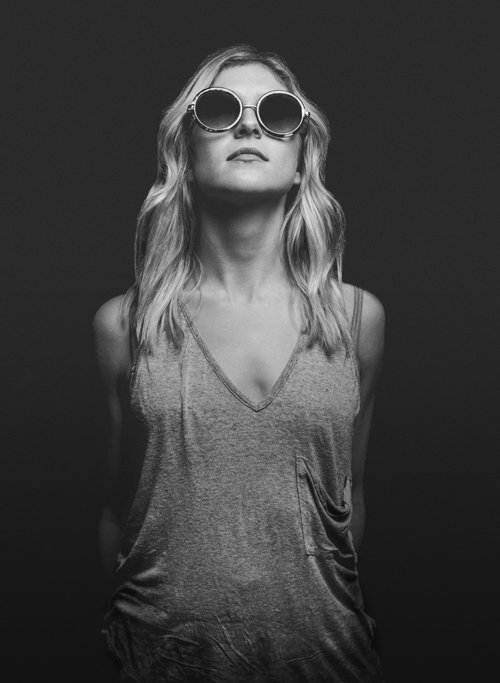 SARAH+MOORE_BLACK+AND+WHITE_LO+RES.jpg