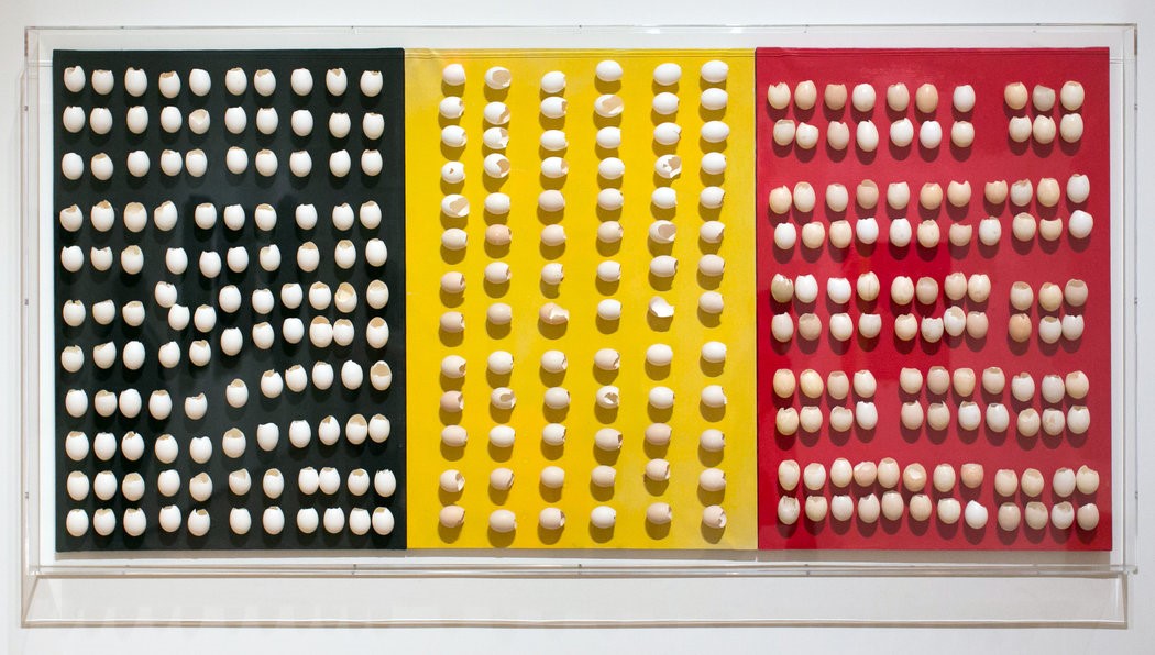 Marcel Broodthaets, Untitled, Eggshells with the colors of the Belgian flag