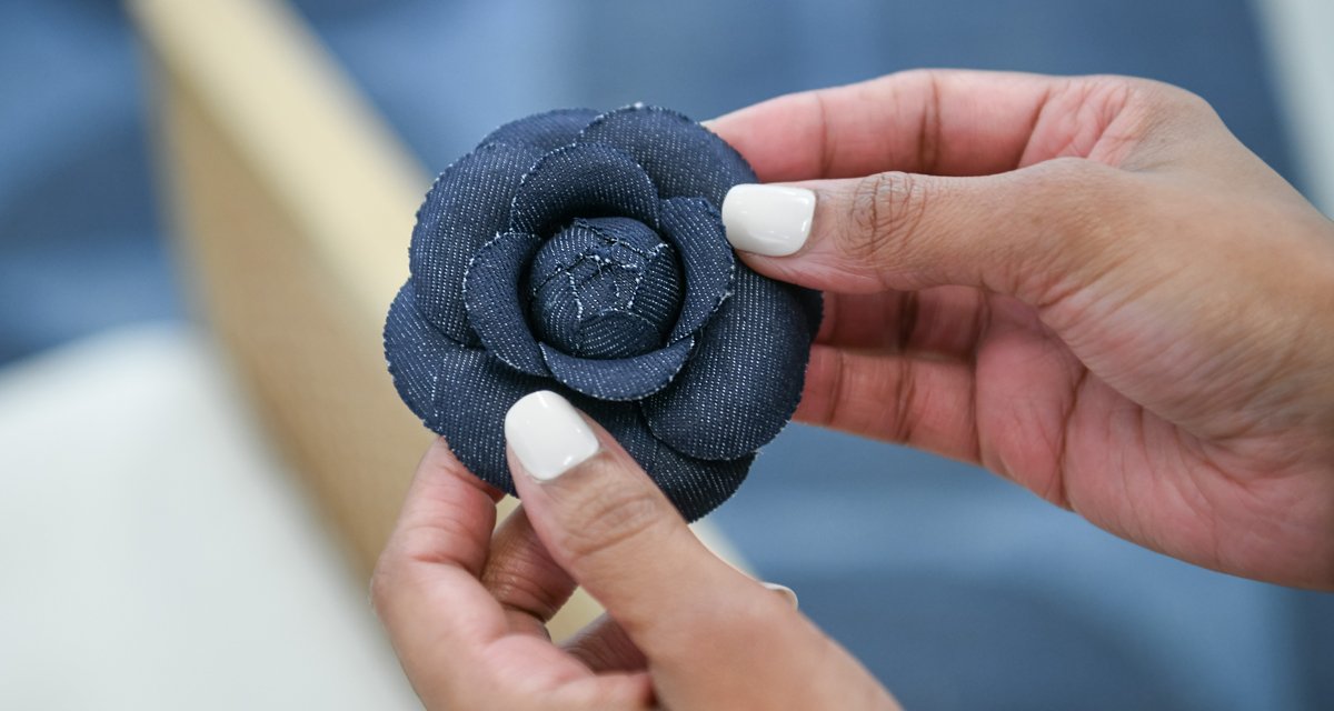 #FleurdPins-Large-Dark-Denim-Blooming-Camellia-lapel-flowers-boutonnieres-photo-by-Andrew-Werner.jpg