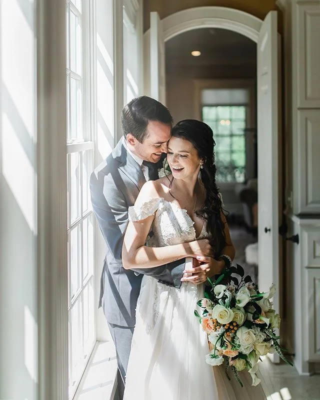 *It&rsquo;s okay to have both! (Swipe)* 🗣 Getting on a soapbox here folks.  It&rsquo;s become a running trend in the wedding industry that all photos need to be either light as a feather or heavy and brooding.  Rarely something in the middle.  Never