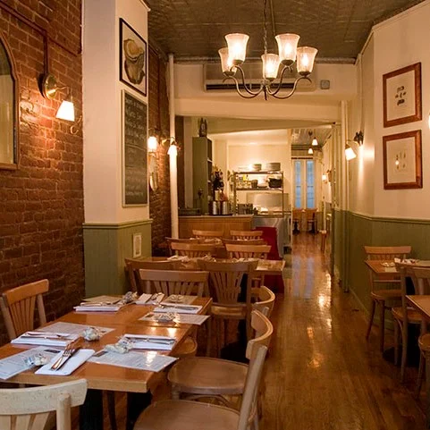Pearl Oyster Bar.jpg
