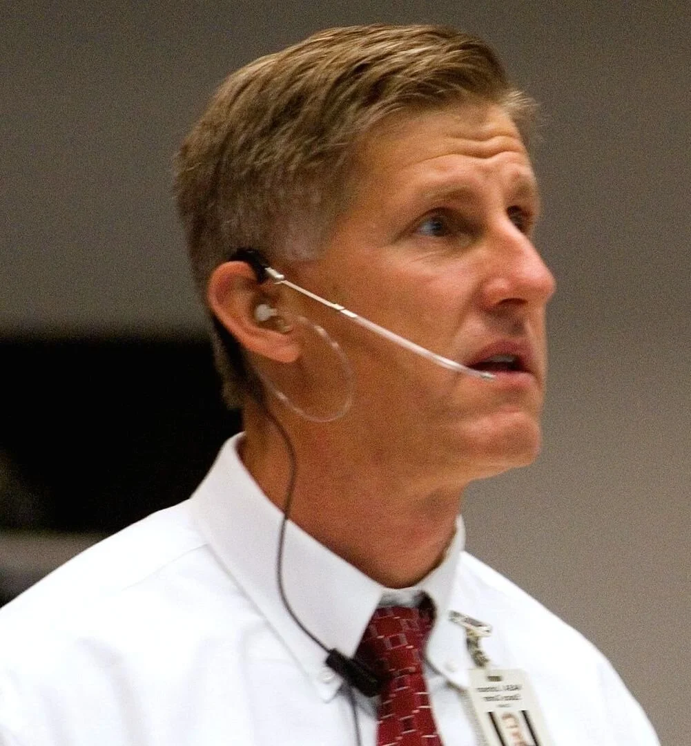 7 Joe_ECLSS Standing .jpg