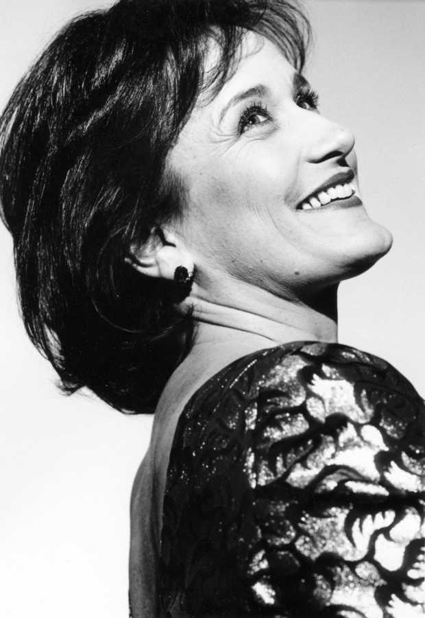 Lucy Shelton
