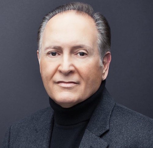 CÉSAR ULLOA, tenor-voice teacher
