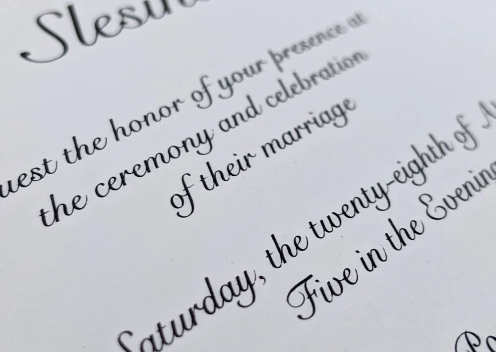 1 color engraving (raised matte black ink).