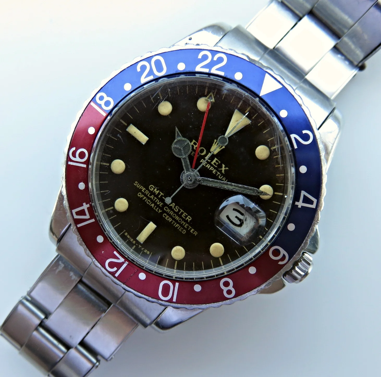 Rolex GMT Master Reference 1675 GILT Pointed Crown Guard 