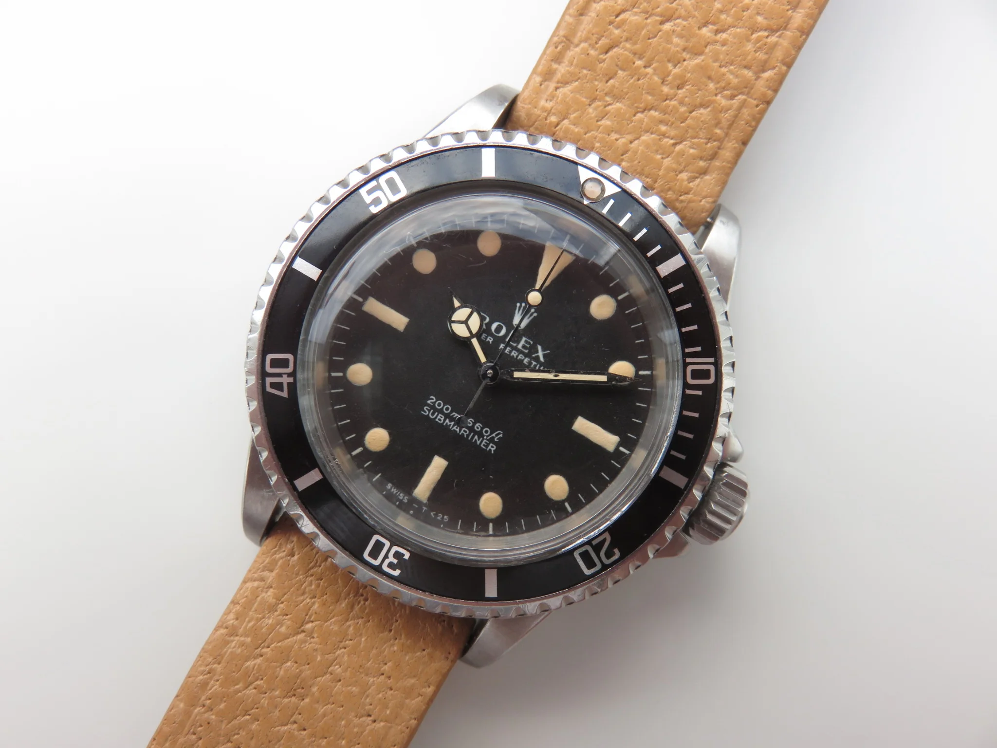 An Abbreviated Guide: The Pros and Cons of Being a Watch Dealer