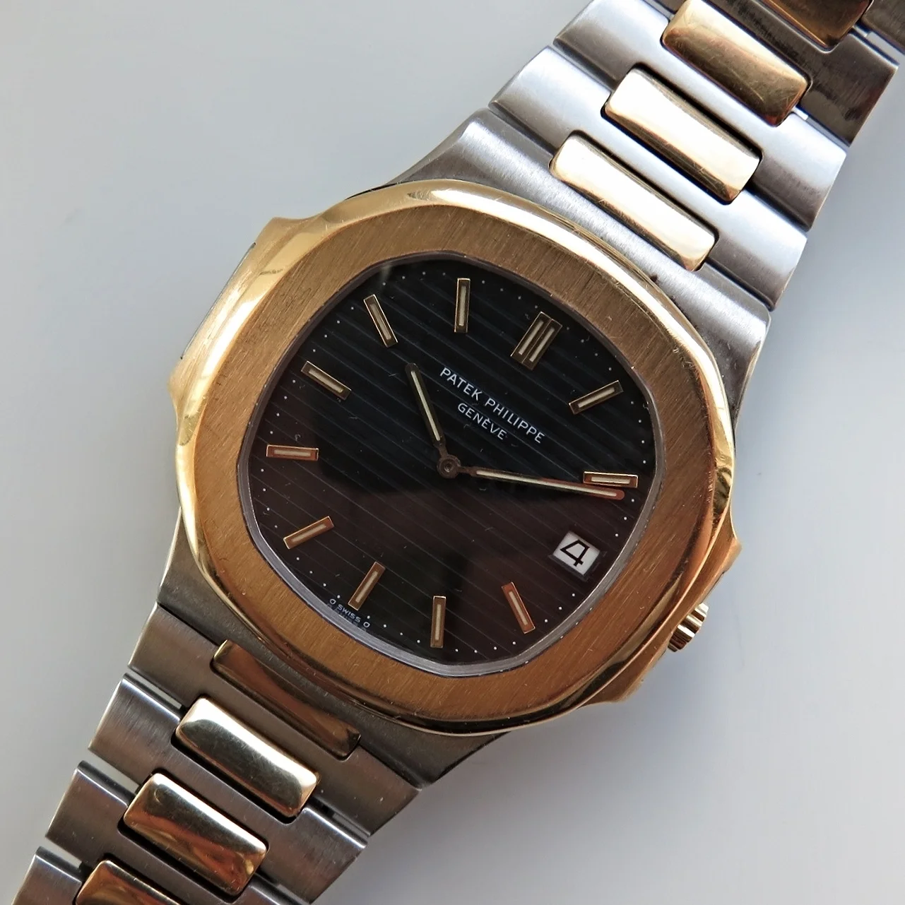 Patek Philippe Nautilus Jumbo Reference 3700 YG/SS