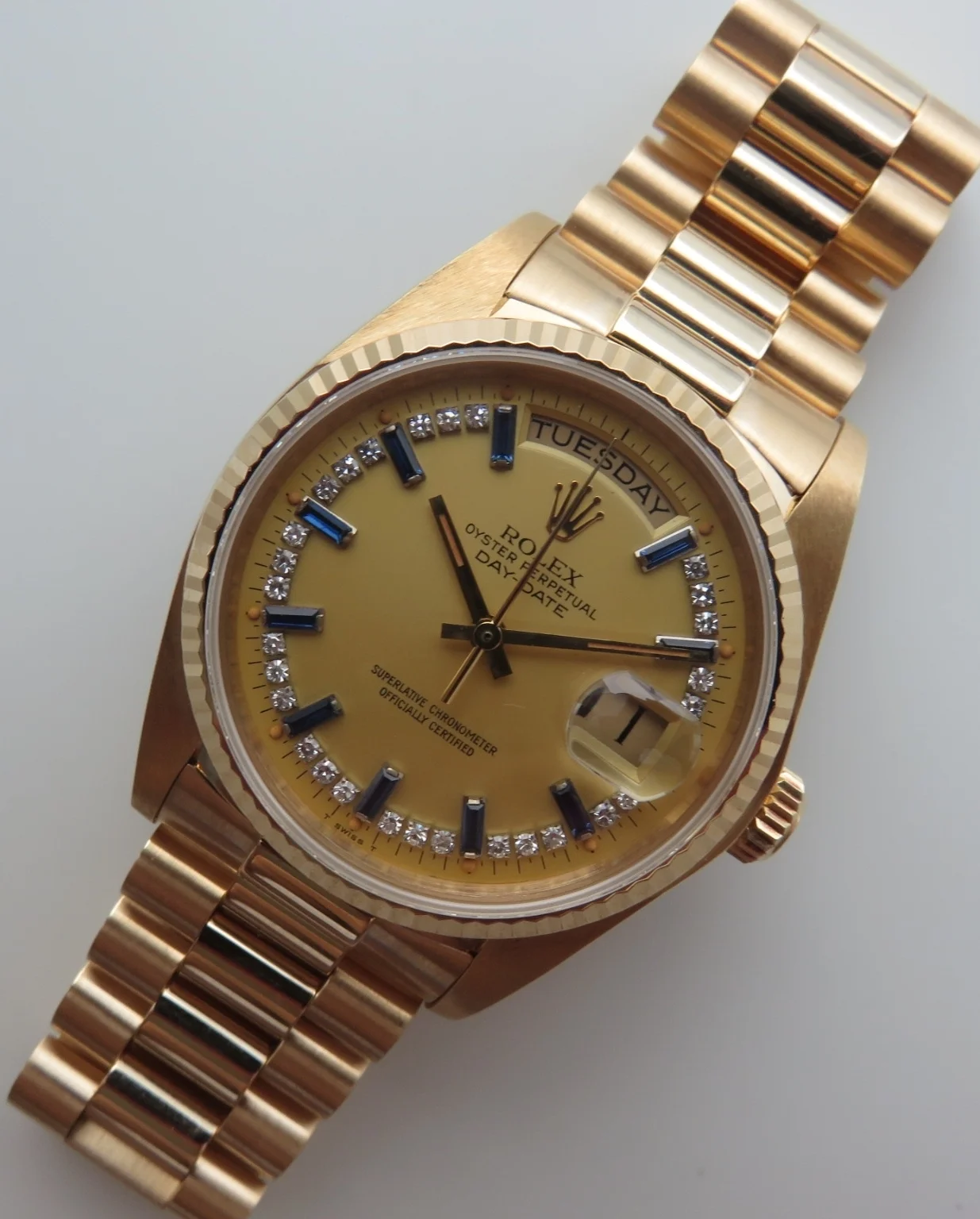 LNOS Rolex Day-Date Reference 18038 Sapphire Diamond String Dial