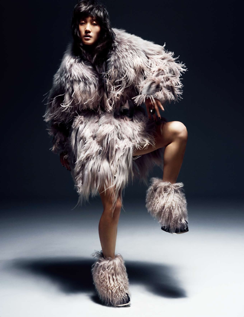"Shaman"-Lina Zhang by John-Paul Pietrus for Numéro China