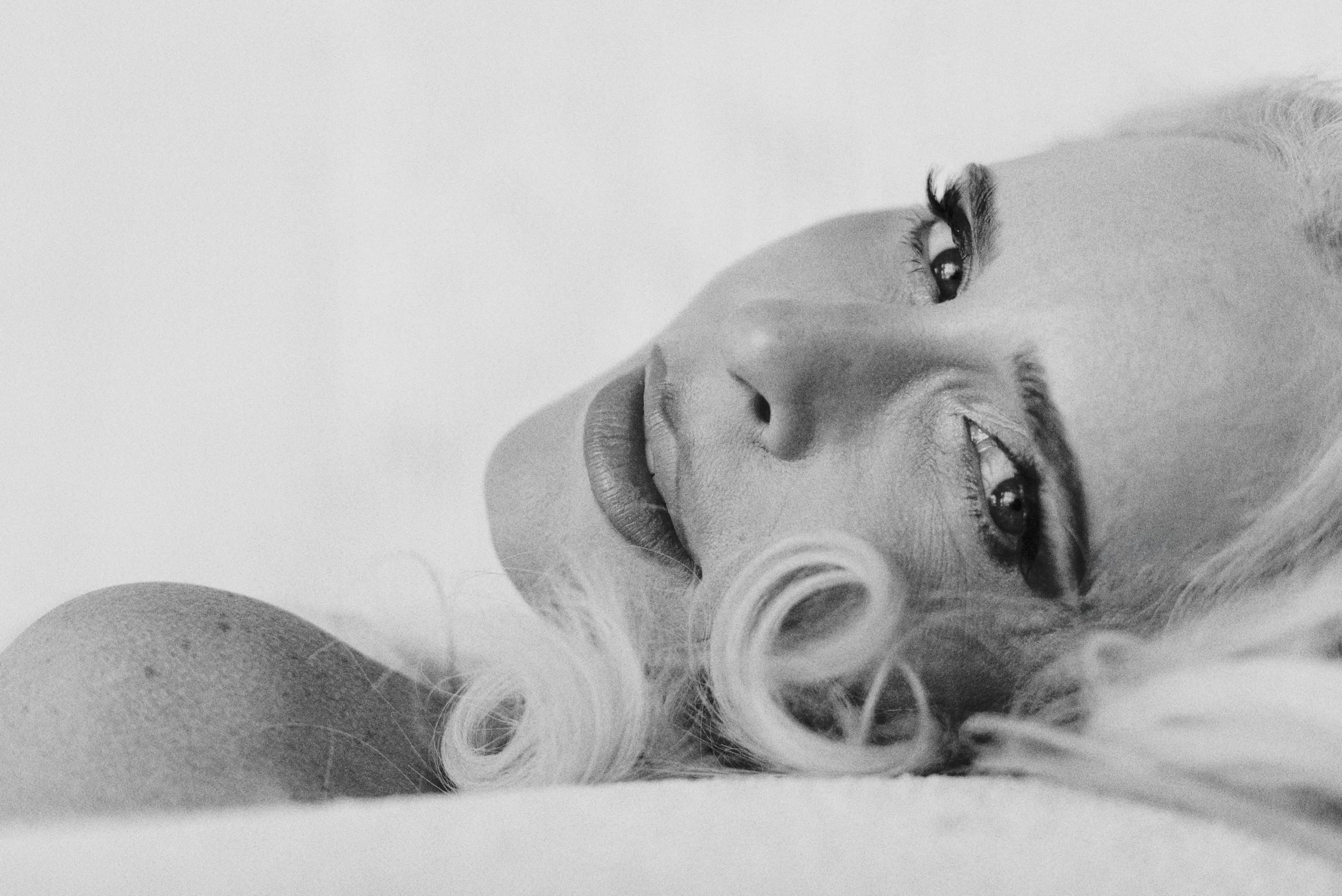 I know you probably feel like you need to be &ldquo;ready&rdquo; for a boudoir experience.

Whatever ready means to you&hellip; 

Maybe you want something about your body to change first. 

Or you just want to feel more confident or simply get throug