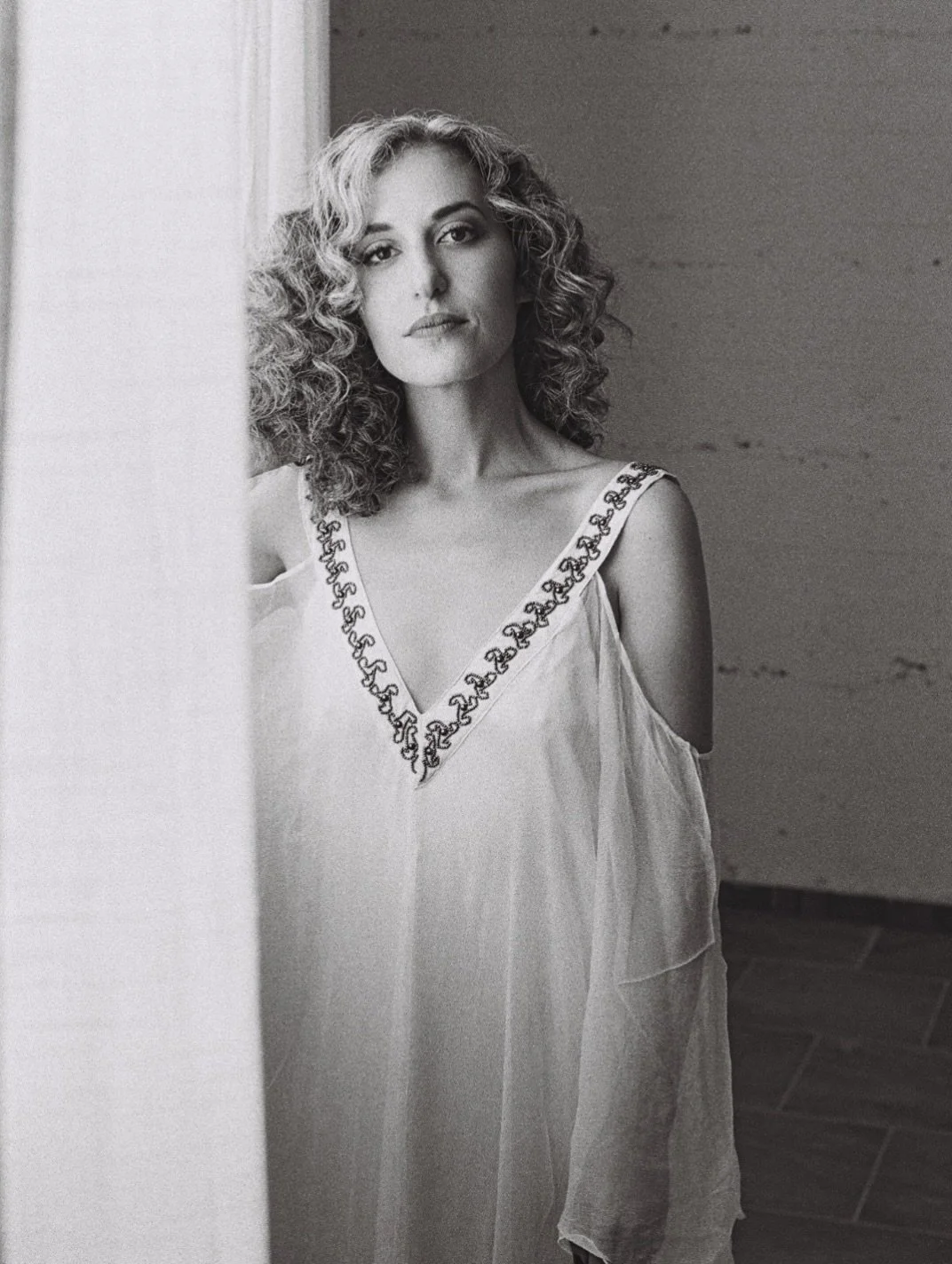Throwback to this beautiful soul &hearts;︎

#filmisnotdead #boudoirphotographer #blackandwhiteisworththefight #israelphotographer