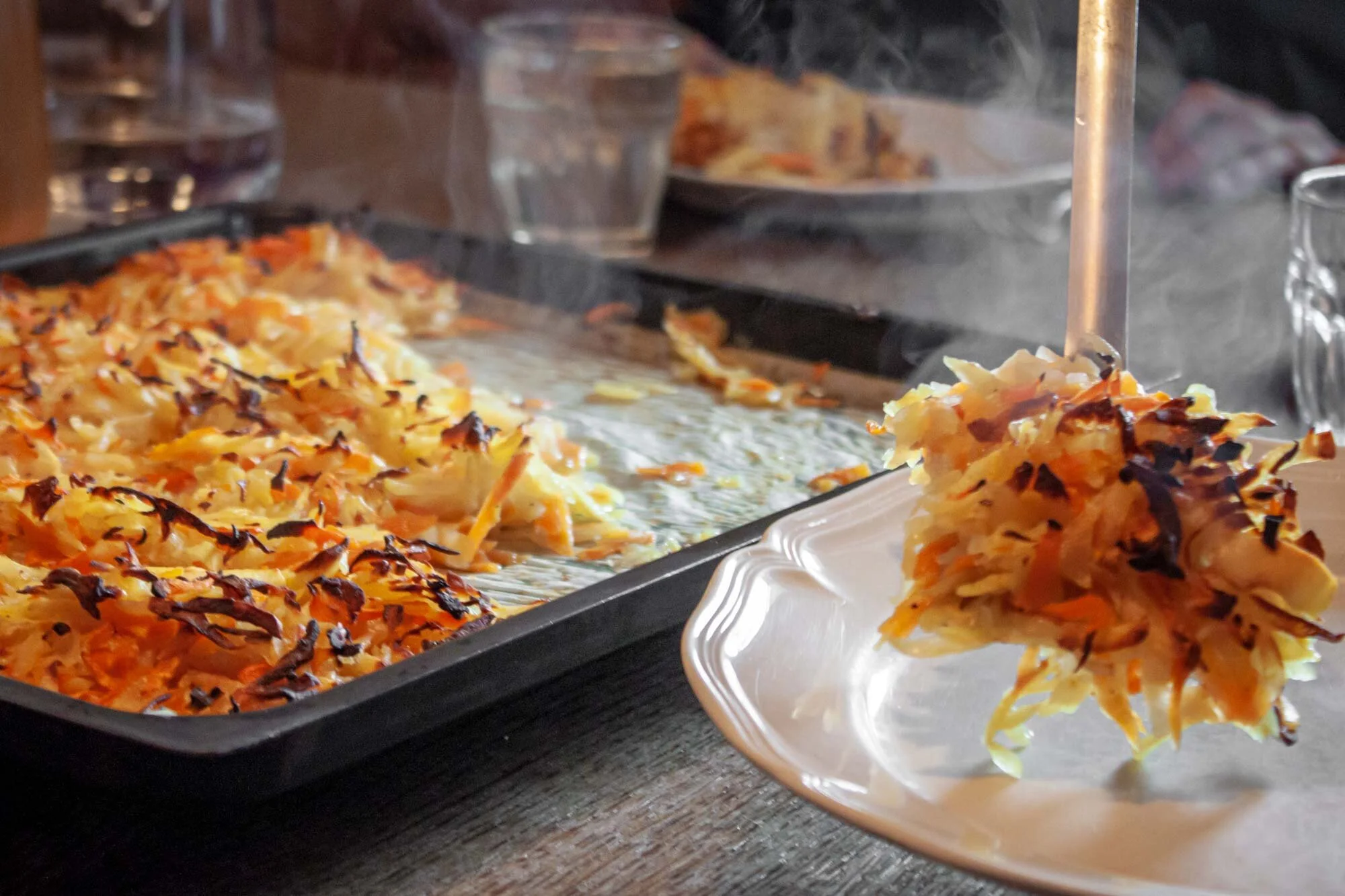 Blechrösti mit Rüebli und Zwiebeln