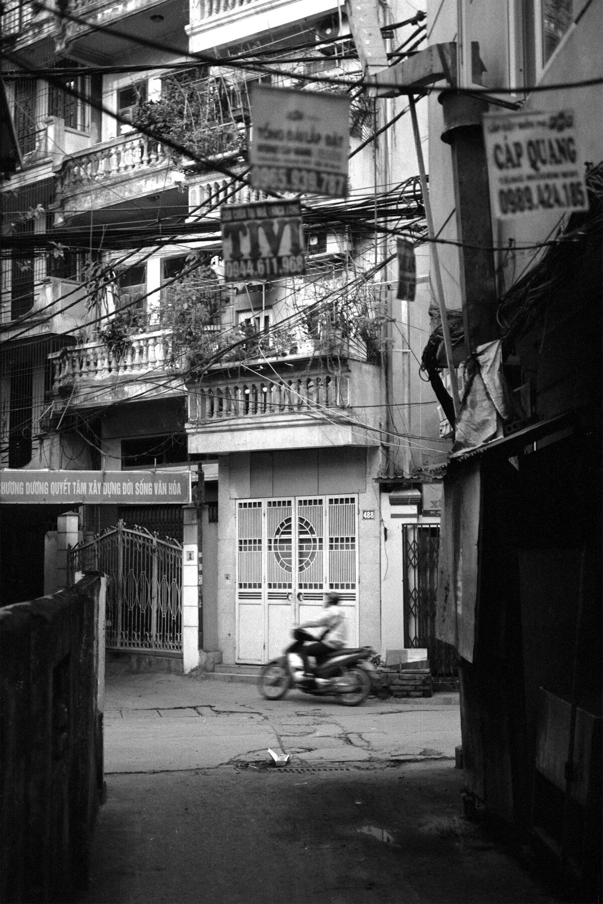 3B5A367C-98E2-4ED2-98E8-0BF7E2B15C64