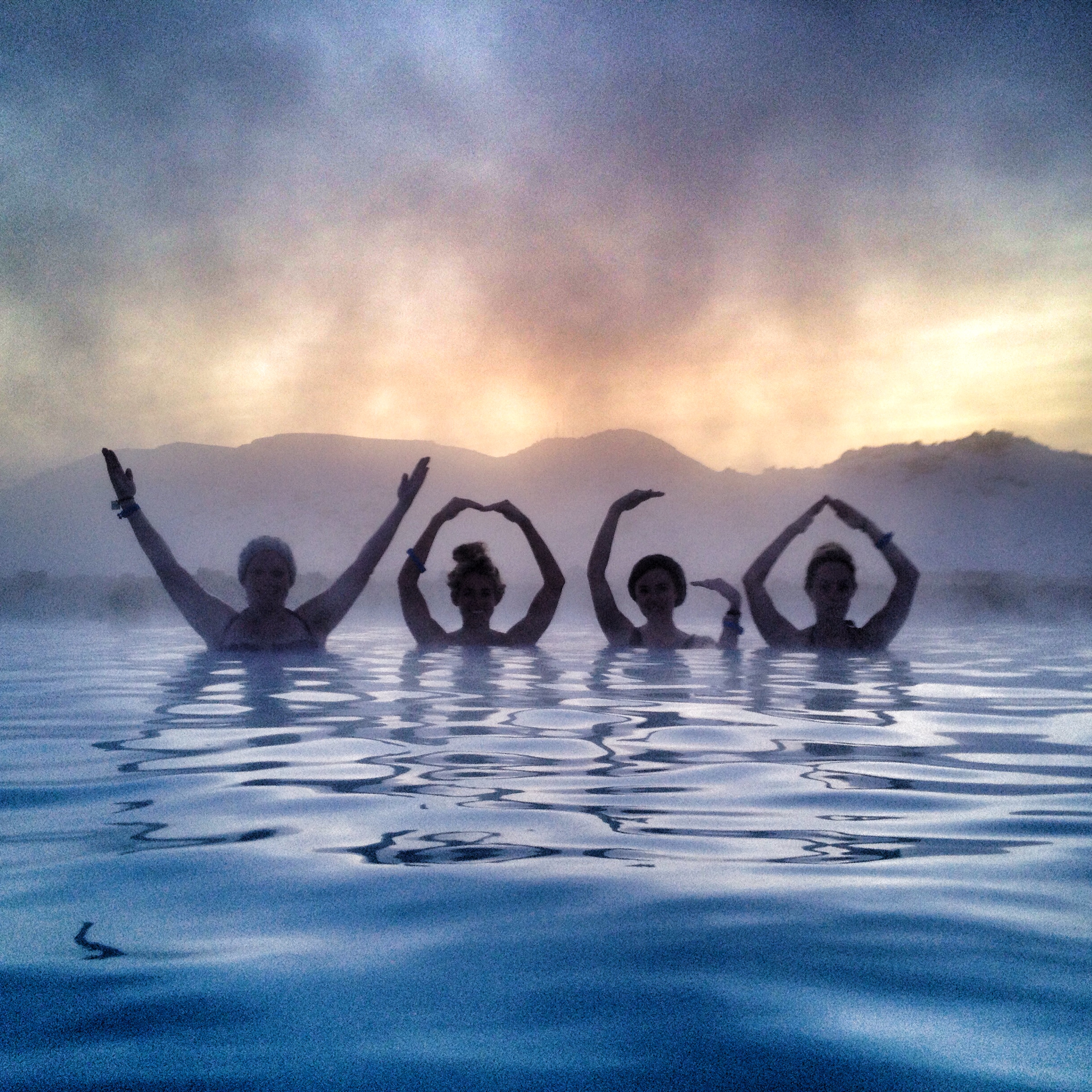 DEC 27 - JAN 1, 2016<br>SOUTHWEST, ICELAND<br>FORM+FOCUS<br>ART&YOGA RETREAT