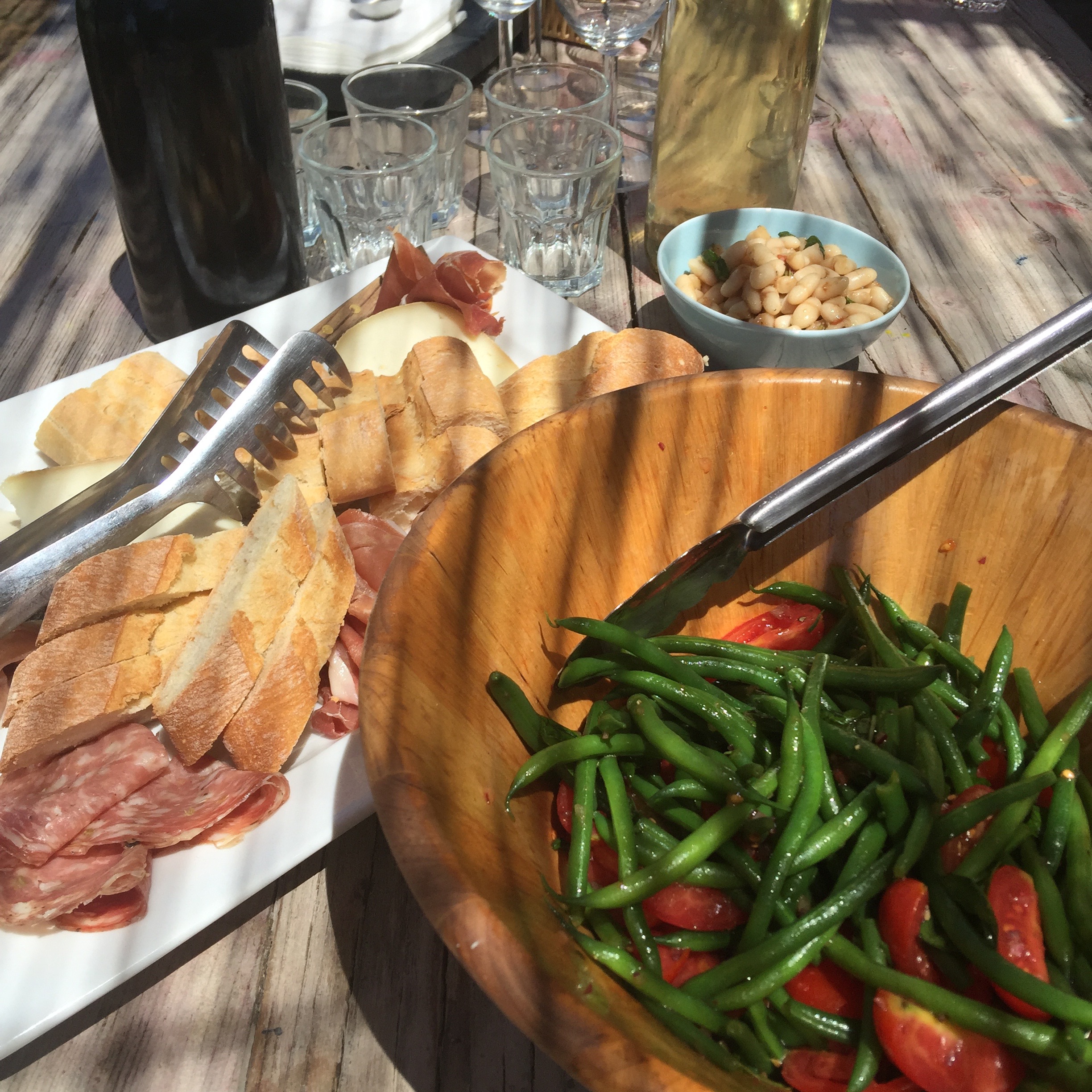 Al fresco lunch, Italy