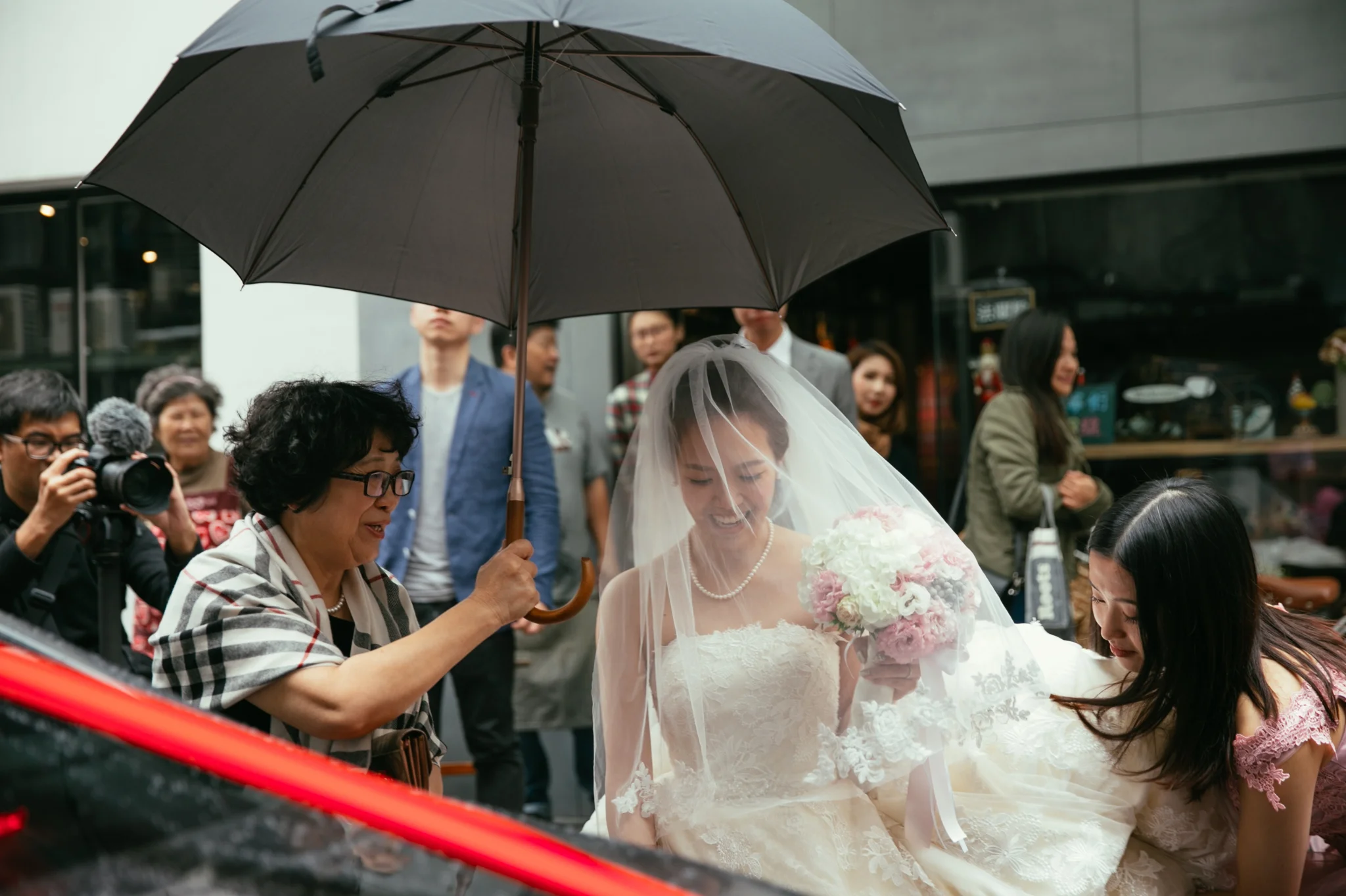 Felicia+Duncan-wedding-台北婚禮迎娶晚宴-福華-六福皇宮-074.jpg