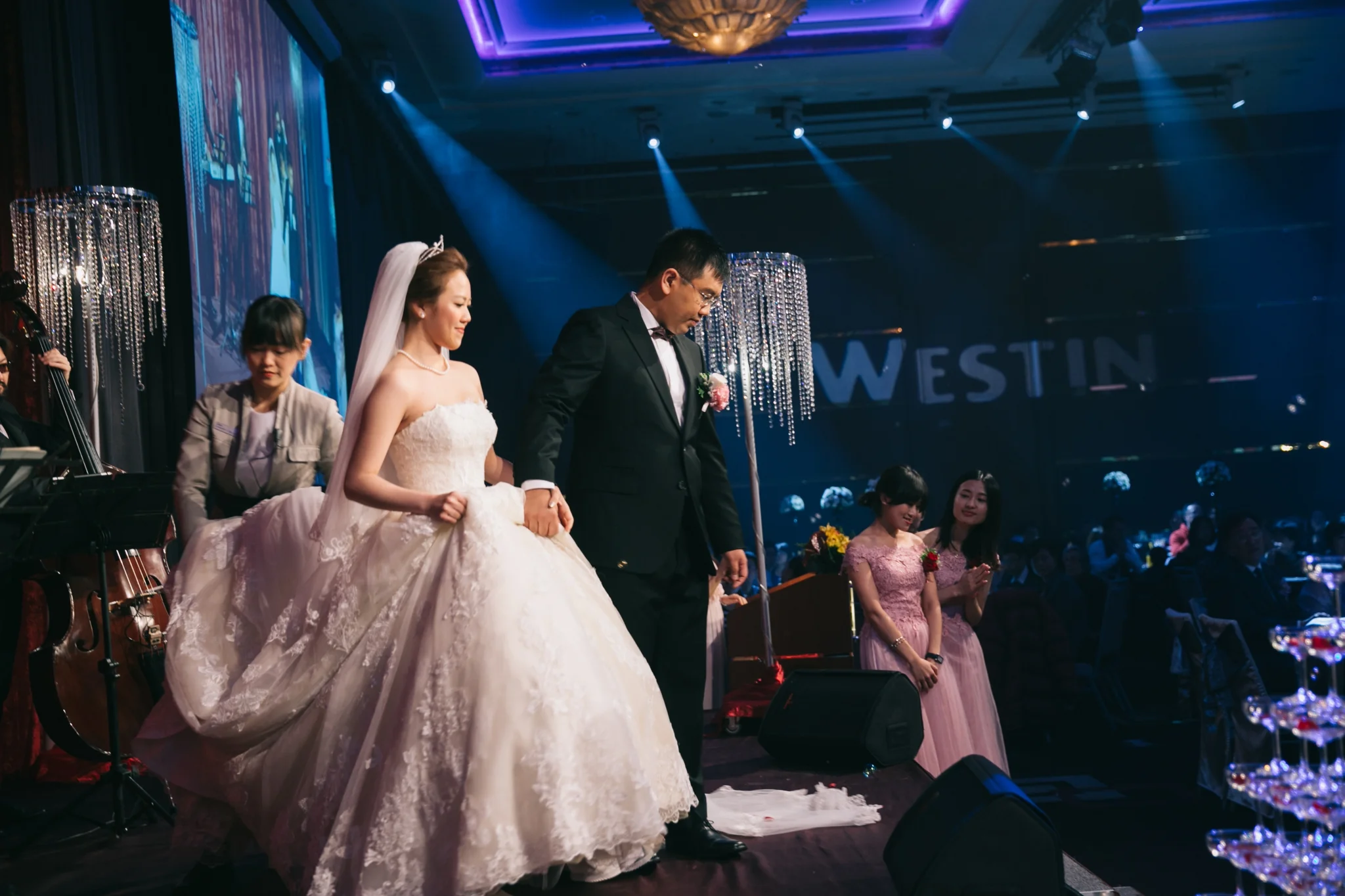 Felicia+Duncan-wedding-台北婚禮迎娶晚宴-福華-六福皇宮-136.jpg