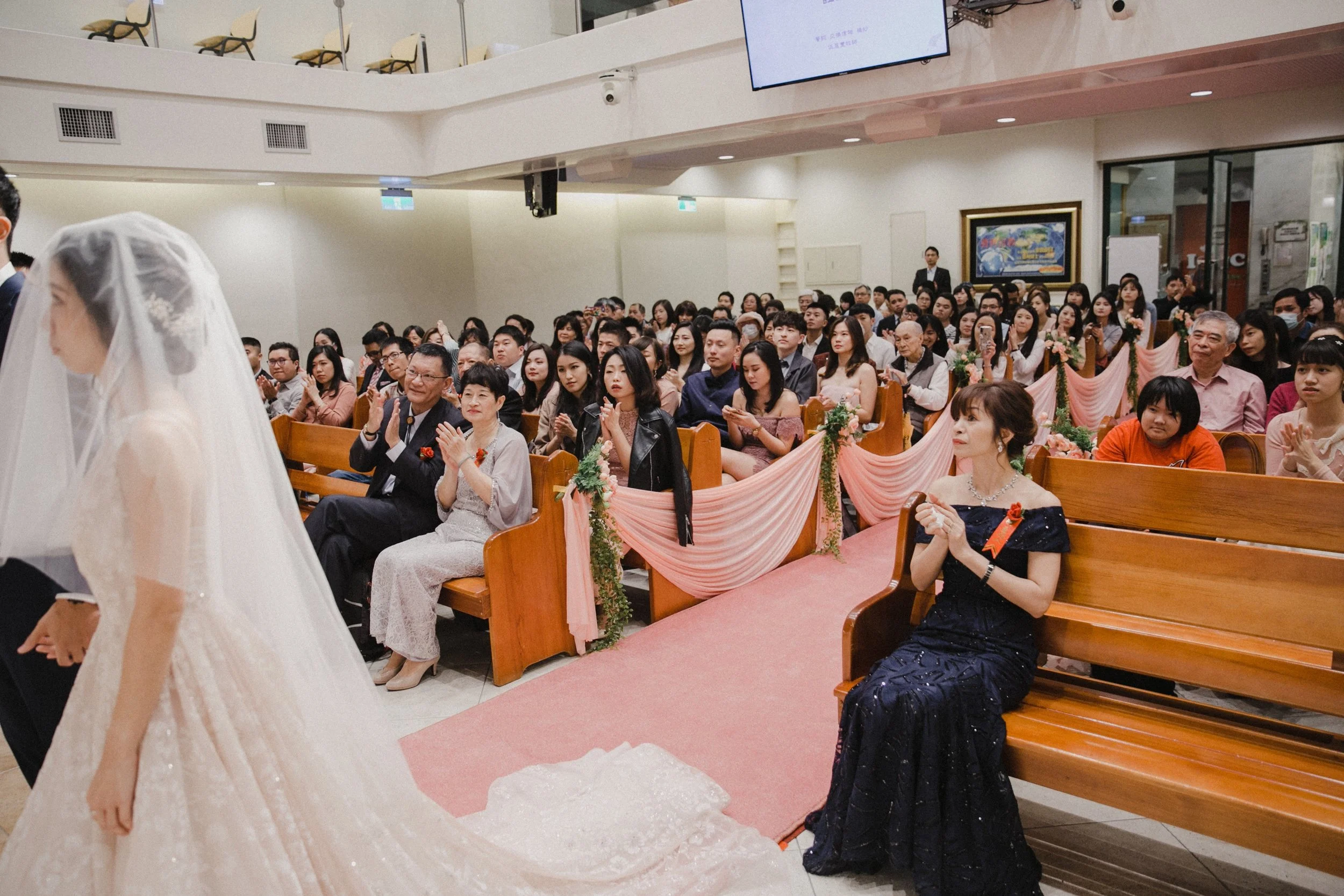 wedding-fifi-joshua-church-ceremony-tgcga-taipei-婚禮紀實-教堂儀式-台北湖光教會_126.jpg