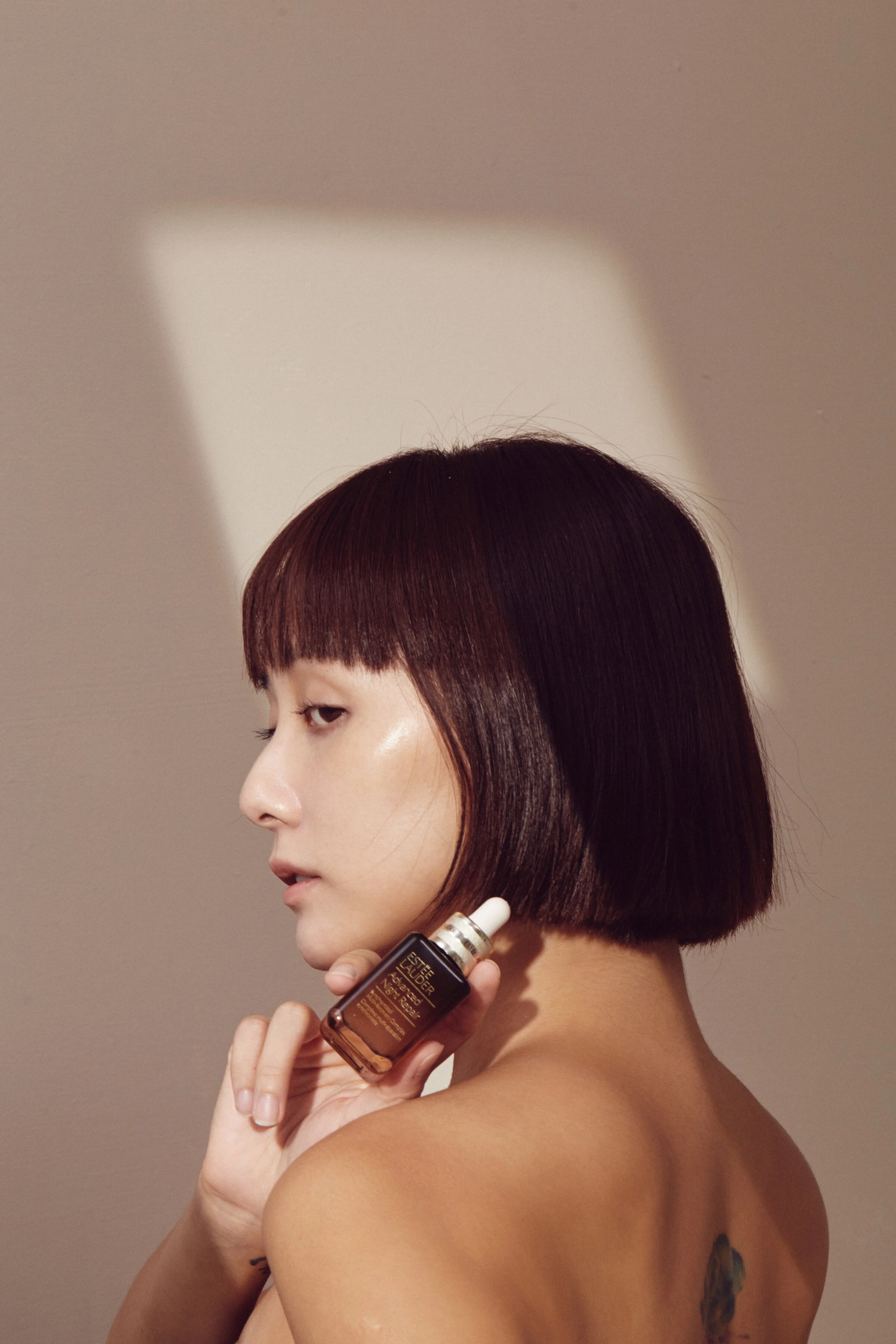 brand-esteelauder-pony-beauty-雅詩蘭黛-小棕瓶_04.jpg
