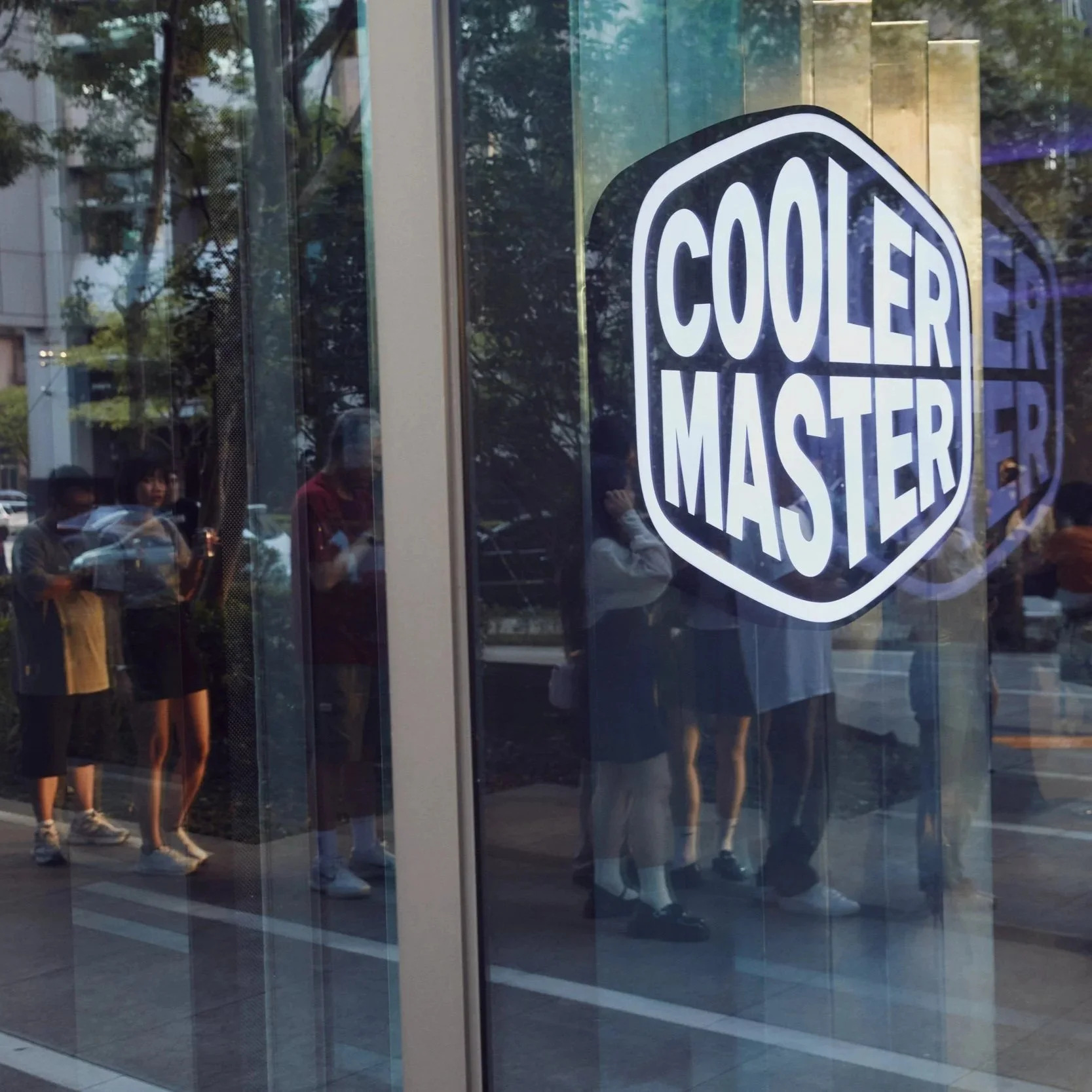 [Cooler Master]