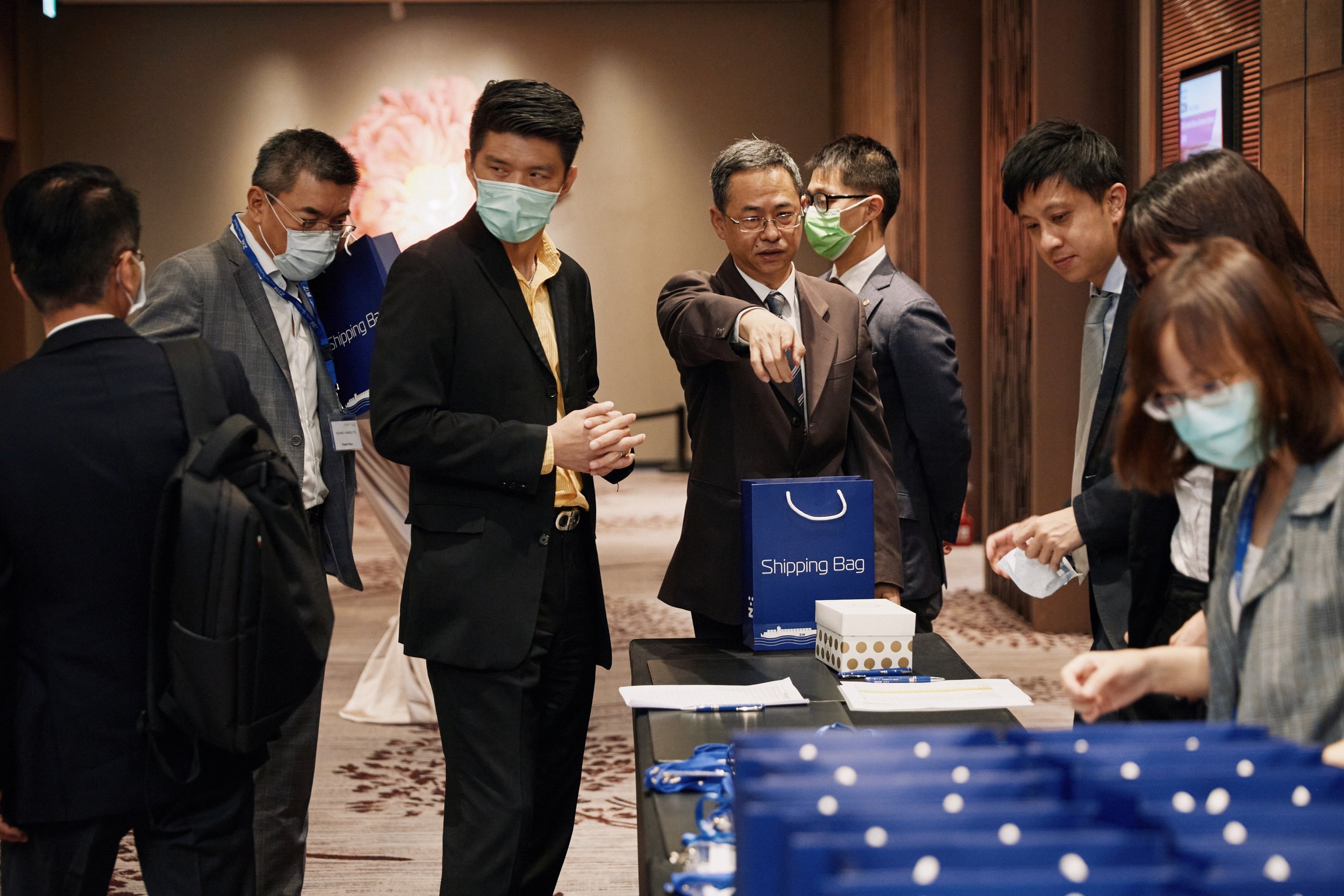 029-030.jpg