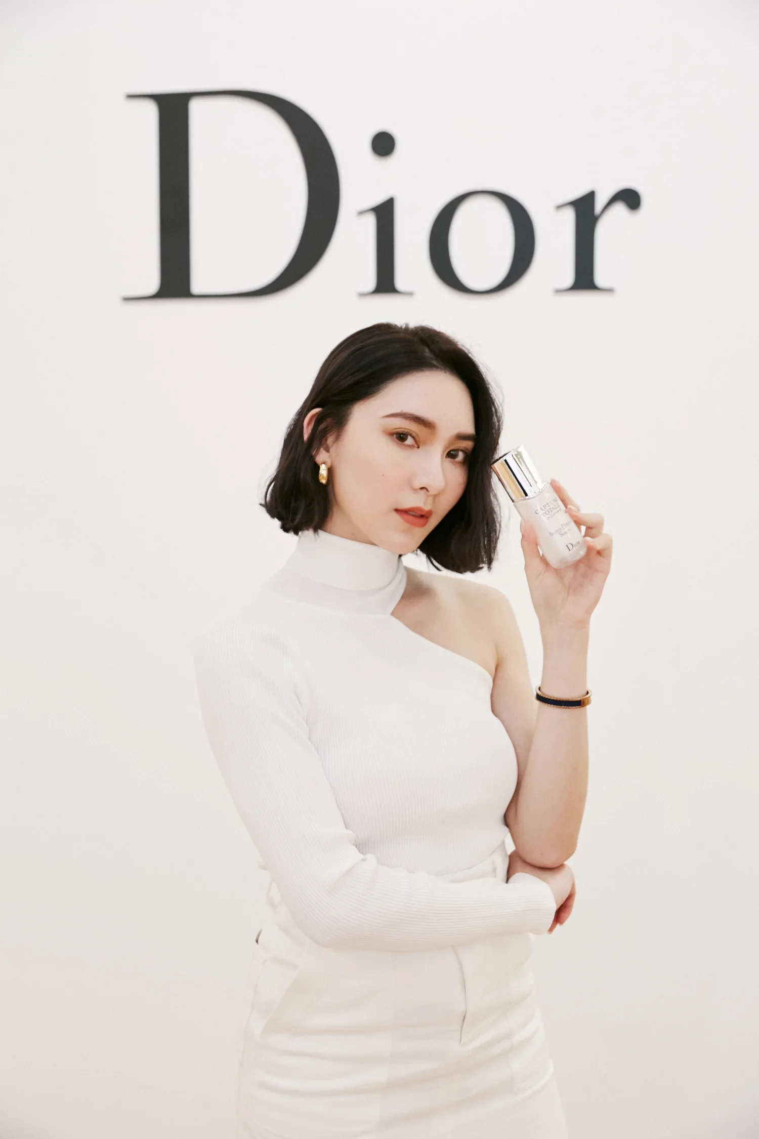 brand-diorskincare-ariel-beauty-迪奧-超能量小花瓶_01.webp