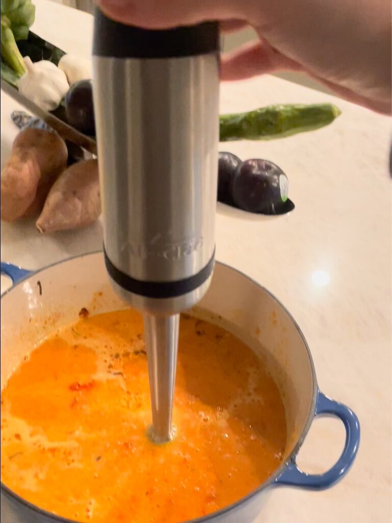 How to Use an Immersion Blender to Puree Soup