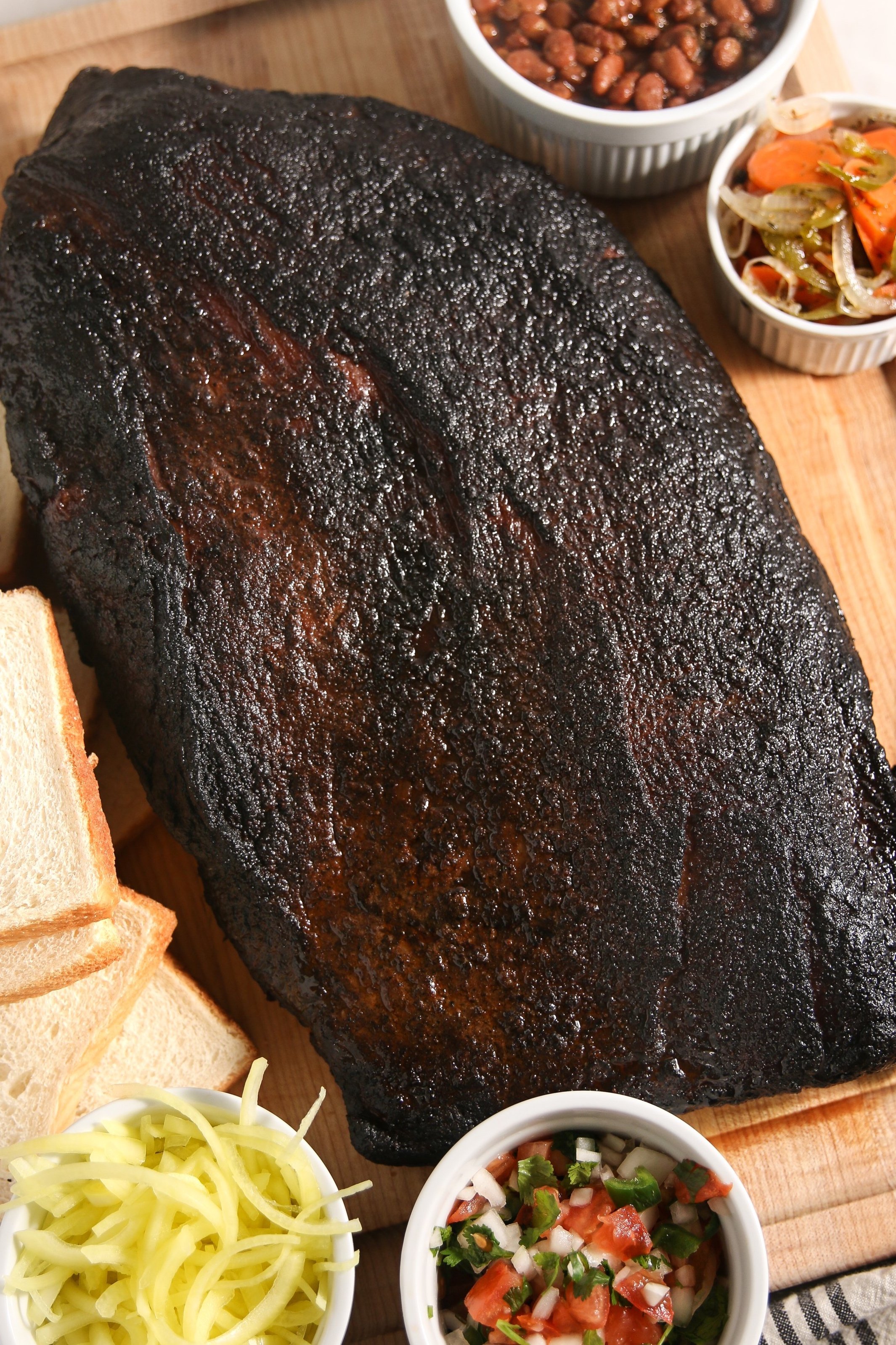 4+Johnnys+smoked+brisket+7754-1.jpg