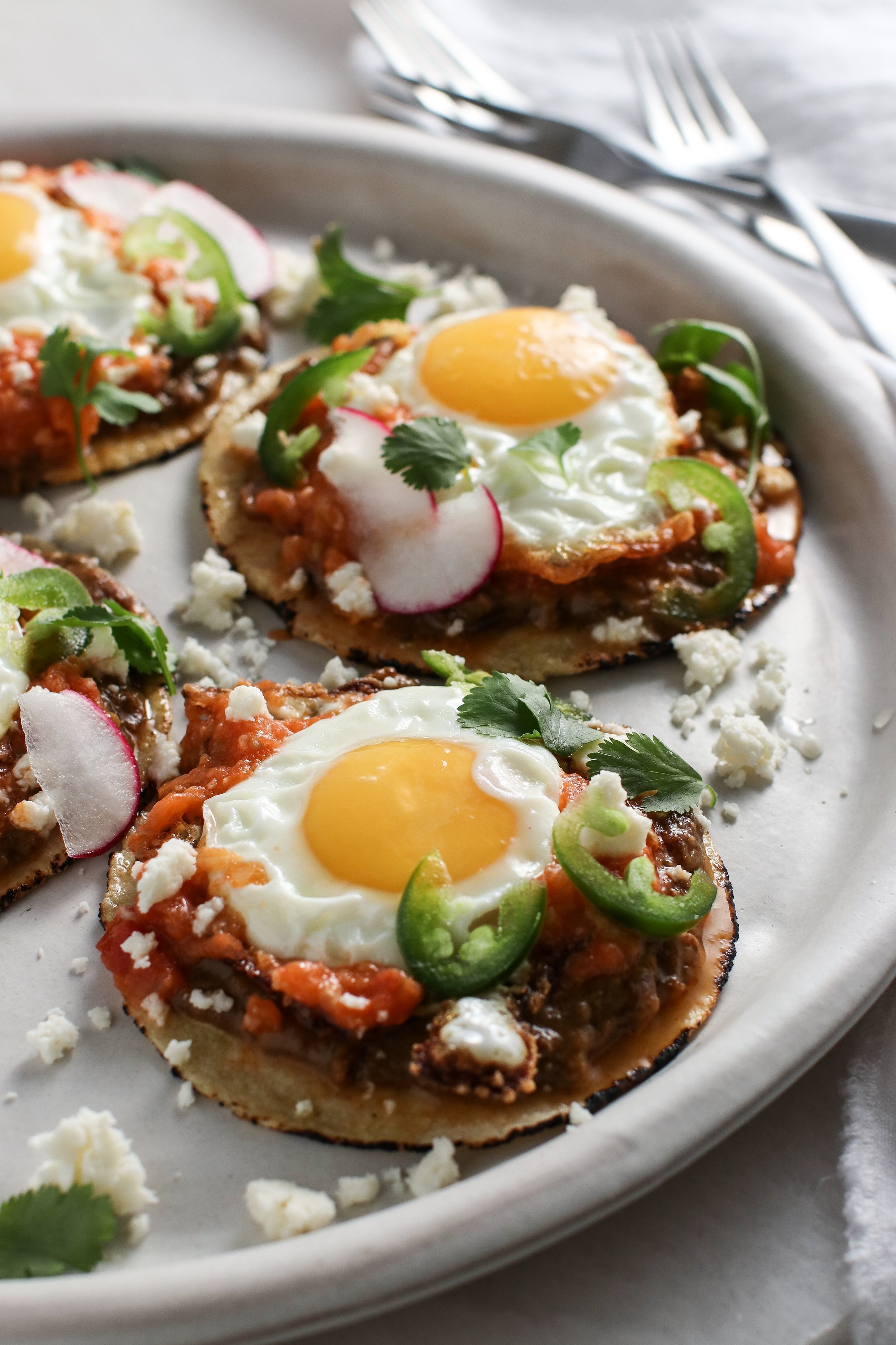 1+loaded+ranch+style+eggs+huevos+rancheros+5921-1.jpg