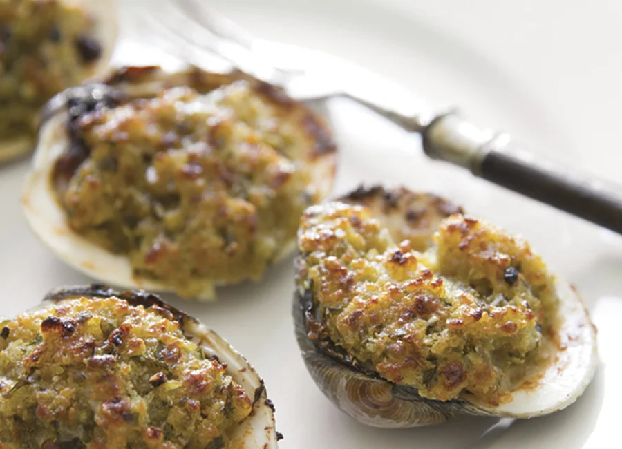 baked clams with basil breadcrumbs