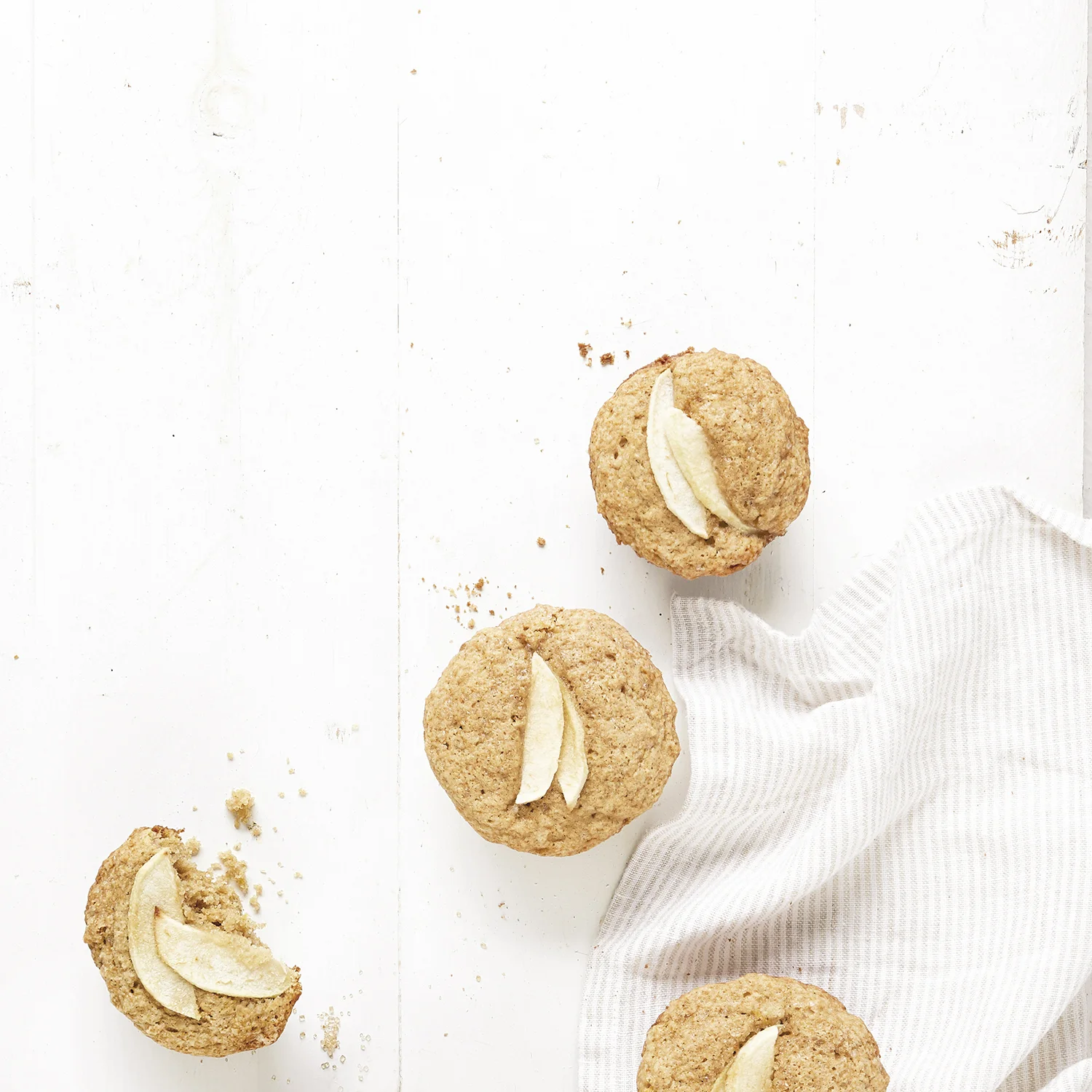 individual apple cakes