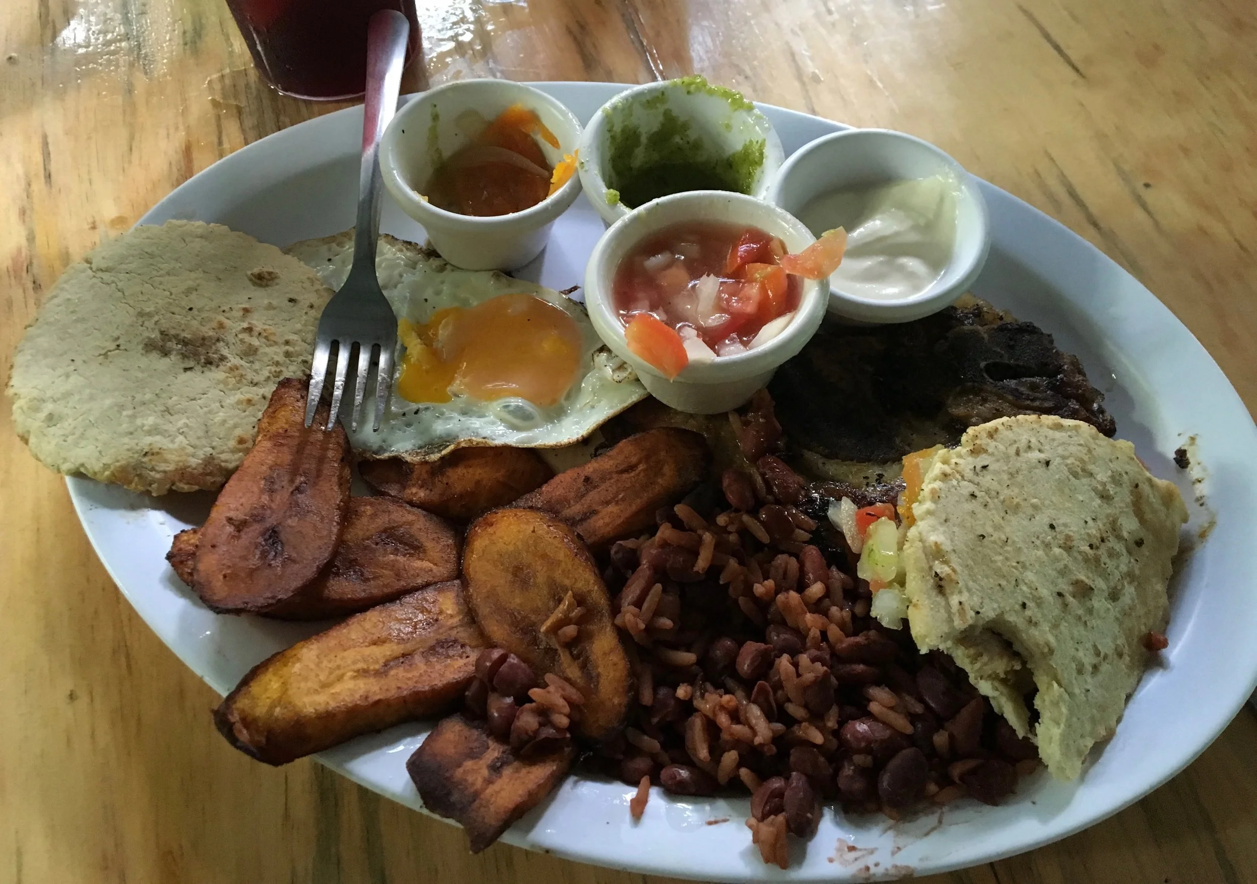 Rice, beans, plantains...a common addition to most meals in Honduras. Mmmmm. The lovely thing about the beans in Honduras is that they have a loverly caramelized, earthy flavor. I'm sure this is some form of lard added to it. But they are delicious. 
