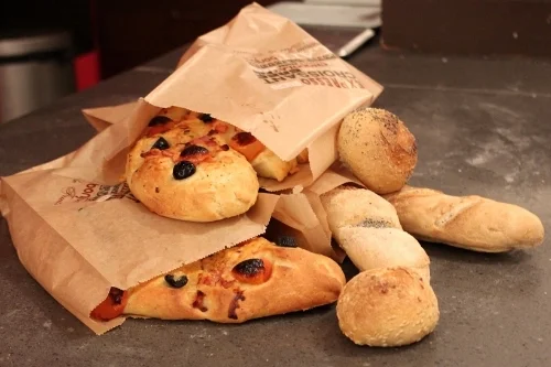 BAGUETTE BAKING IN THE MARAIS