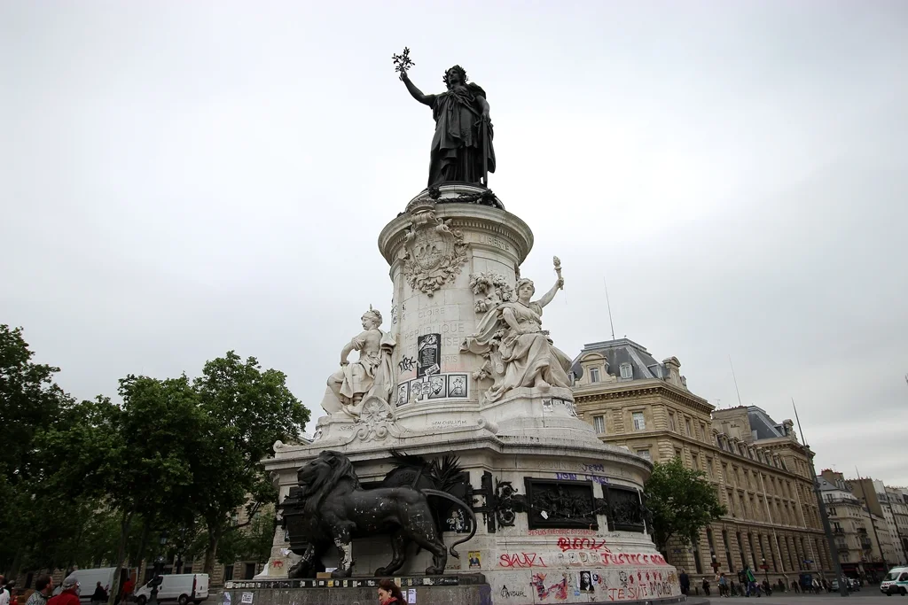 PARIS PRIDE PARADE: WHERE TO WATCH