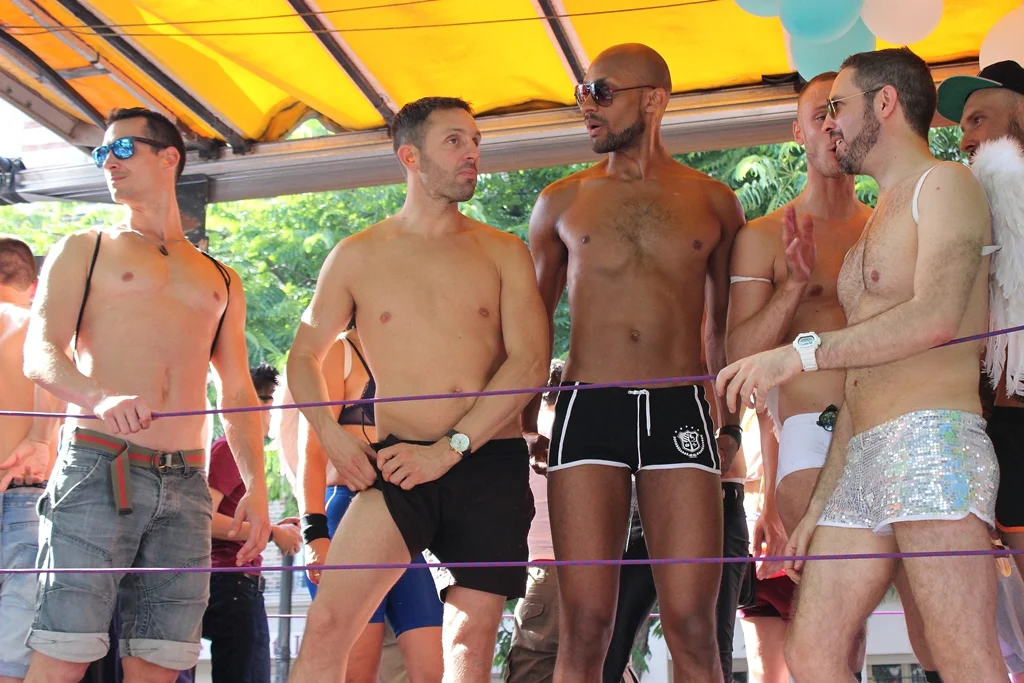 PARIS PRIDE 2015: EYE CANDY
