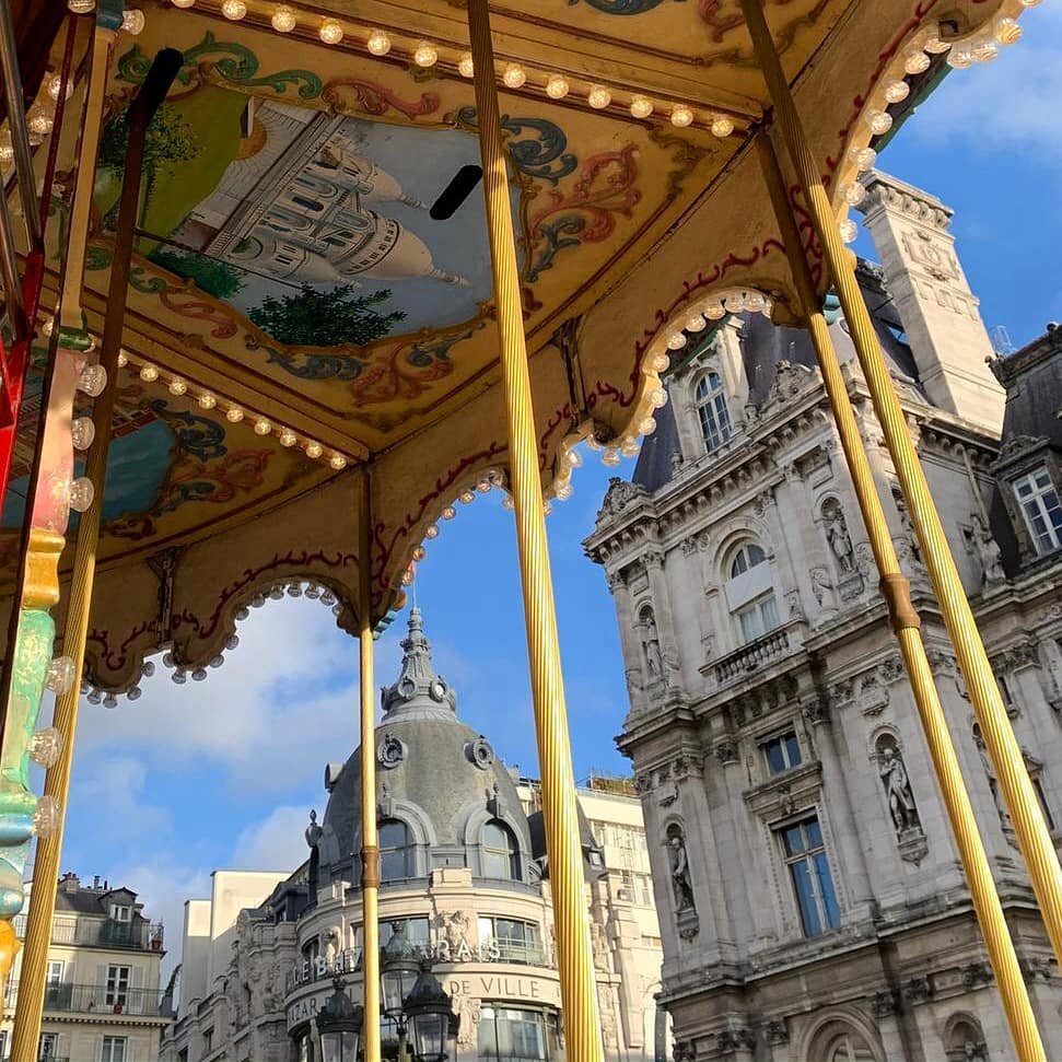 We're not traveling far, but a spin on a the carrousel is a trip worth taking. Who knows where we are???
.
.
.
#paris #travel #france #travelgay👬 #parisjetaime #iloveparis #instatravel #instaparis #visitparis🇫🇷 #visitfrance #carroussel #lgbtq🌈 #l