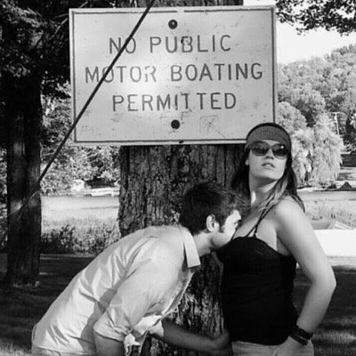 No public motorboating sign
