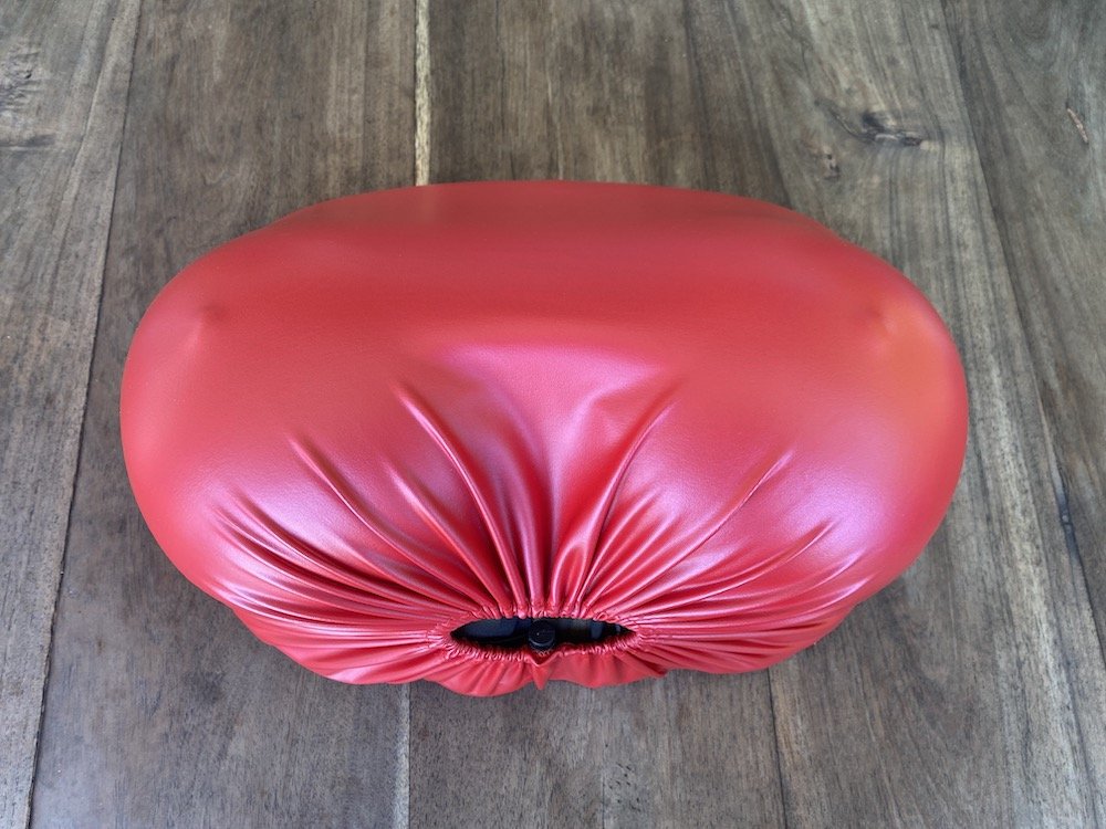 booby-pillow-red-devil-cover-waterproof-4.jpeg