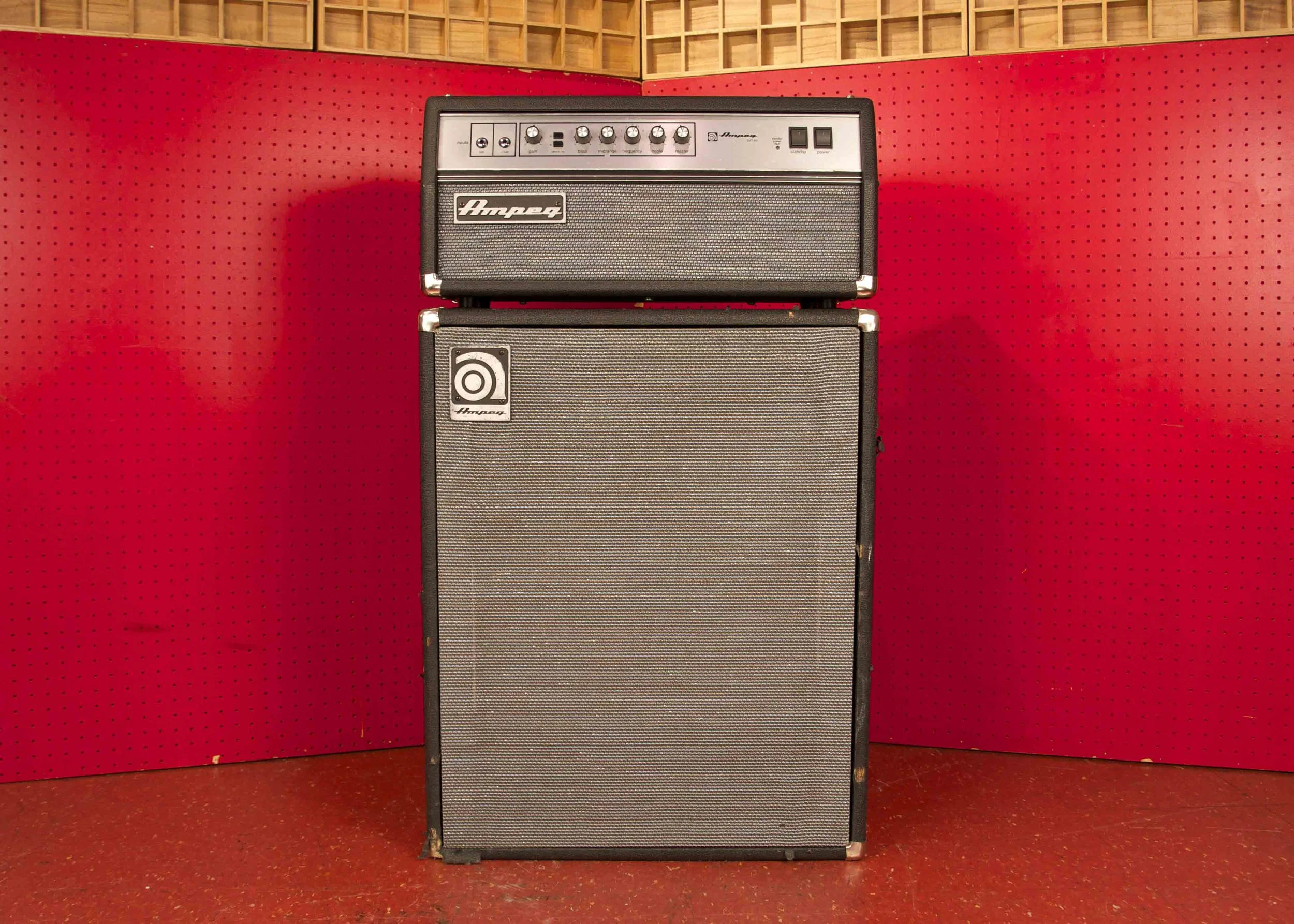 Ampeg SVT-AV