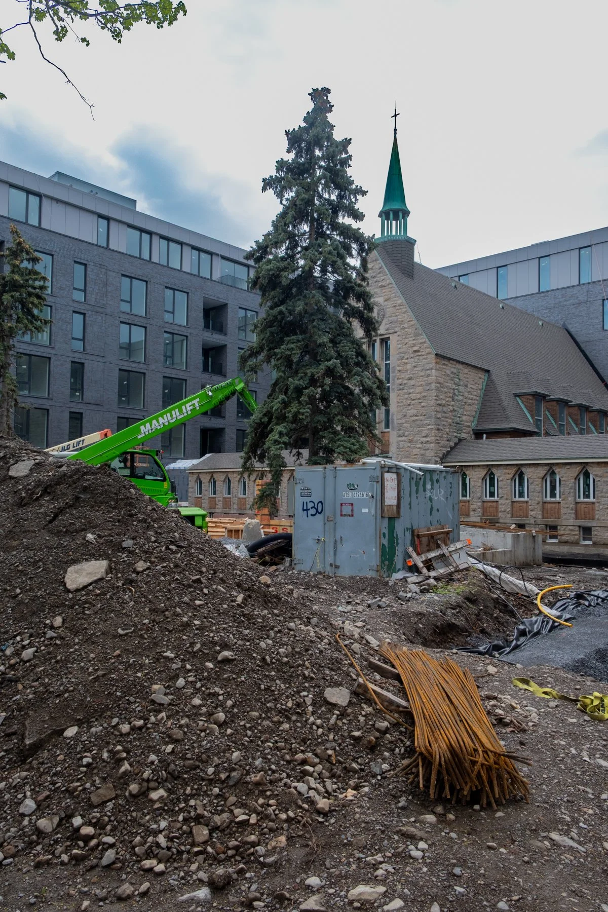 Batiment construit en 1896, pour les clercs de Saint-Viateur