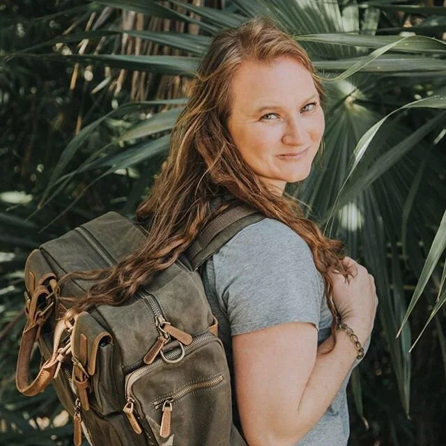 Friends!!!! Windsor and Essex has gone into phase two!!!! I’m excited to be able to start creating art and capturing couples, families, and weddings! I have four different dates available for couples mini sessions and also some family sessions.