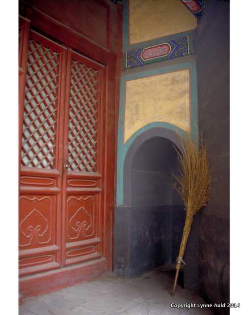 Lama Temple Door11x14.jpg