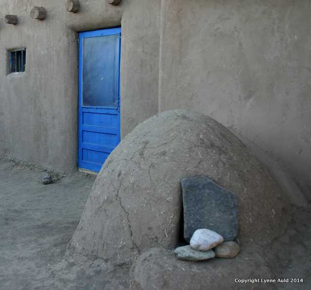 Taos oven2.jpg