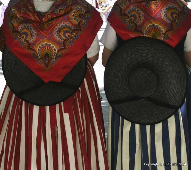 Provencal dress, Vence