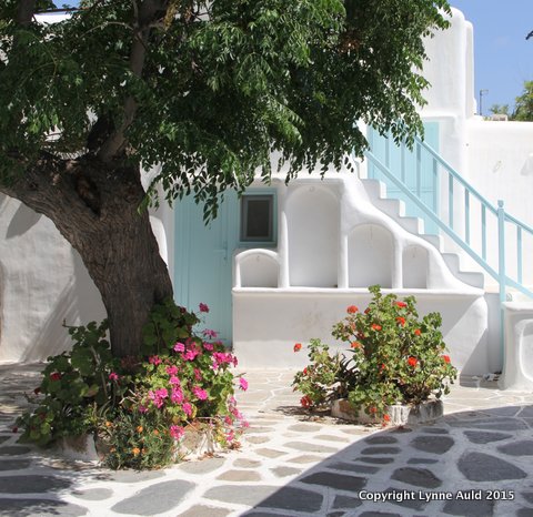 07-Mykonos courtyard.jpg