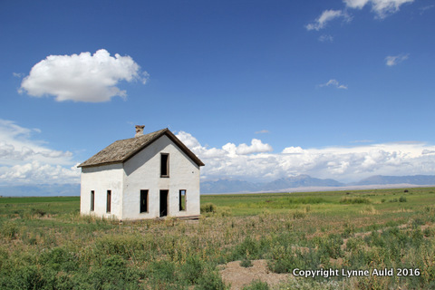 13-Empty house near Dunes.jpg