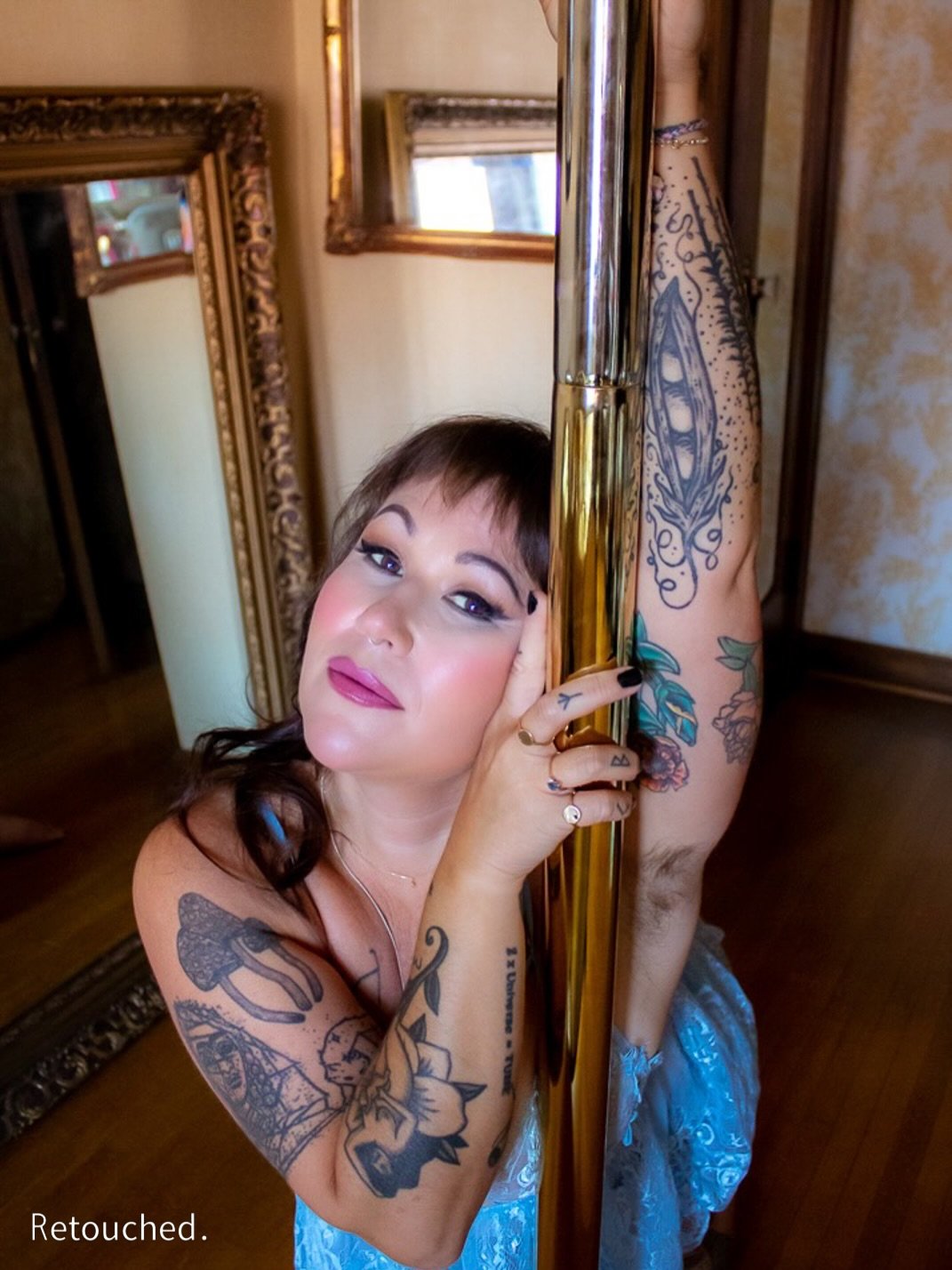 Most women say, &ldquo;I&rsquo;m not photogenic.&rdquo;

But they are wrong on that one&hellip;

I direct every frame.

We guide with intention.

You&rsquo;re posed consciously, from head-to-toe.

Editorial Portrait Sessions &mdash; booking limited S