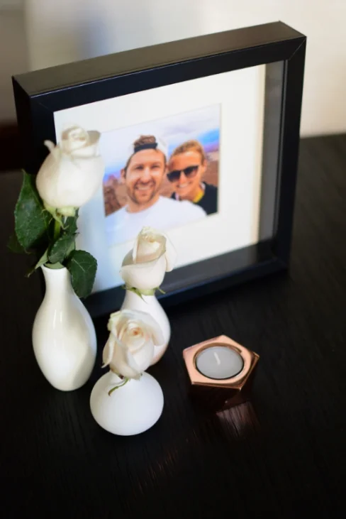 Bar Engagement Surprise 